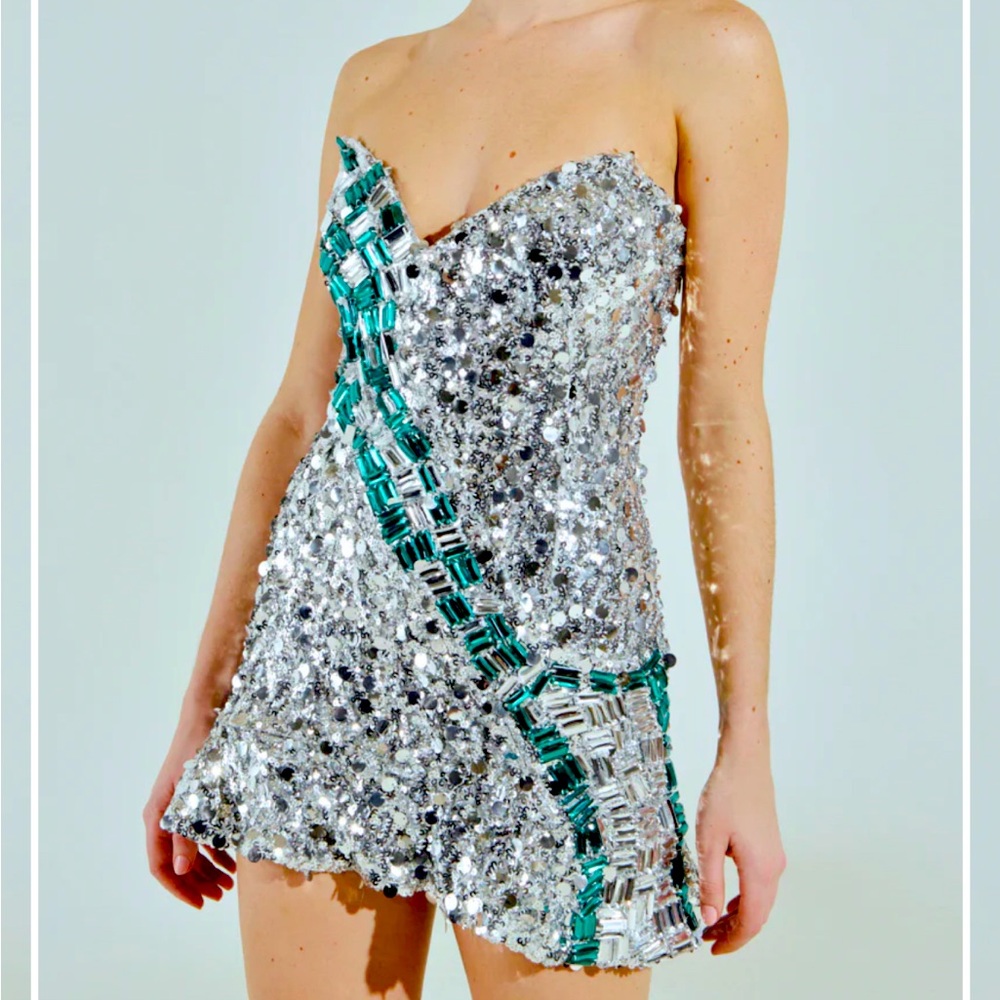 New Akira LET ME REMIND YOU RHINESTONE MINI DRESS - Picture 4 of 14